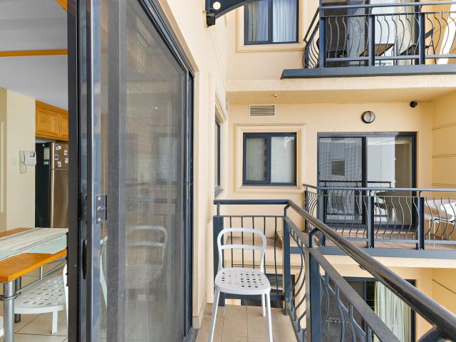 Exquisite Urban Retreat in Central Perth
