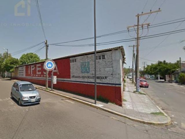 Extenso terreno en venta, ubicado sobre la Calle JB Lobos Veracruz