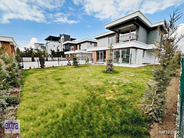 Extra ZirveBağlıca Merkezde Yerden Isıtma K.Otoparklı 4+1 Villa