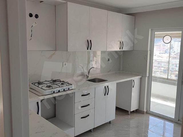 EXTRA GAZİ PARK SİTE İÇERİSİNDE 4+1 SIFIR DAİRE ACİL SATILIK!