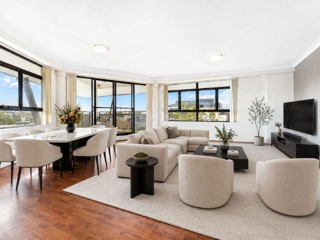 Extra Large Three Bedroom Apartment on the Top Floor!