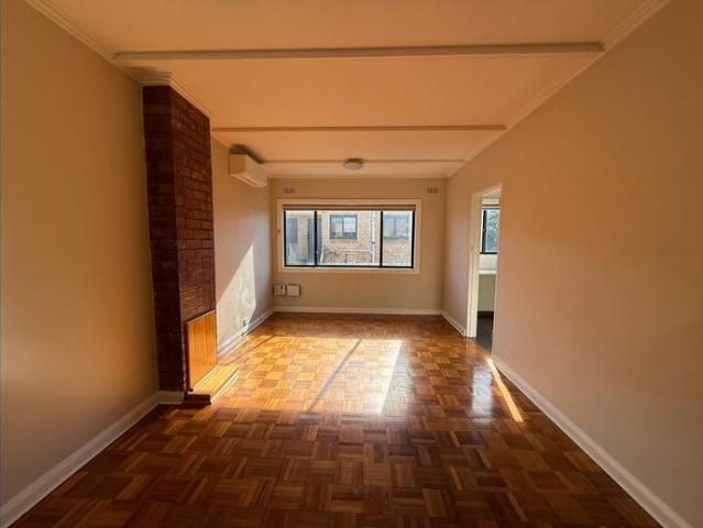 Extra Large Apartment in Great Location
