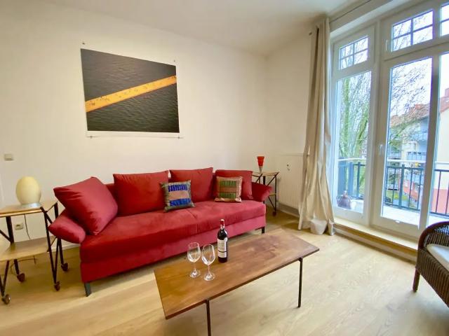 Extraordinary ambience vintage furniture and art, Essen Amsterdam Apartments for Rent