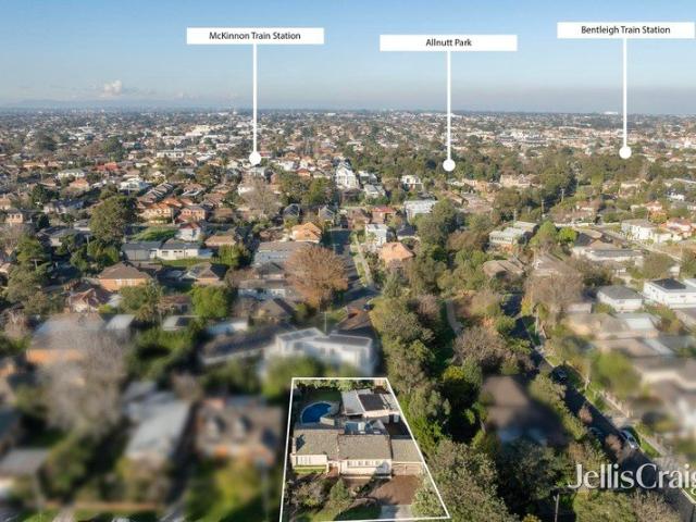 Extraordinary potential on the park trail
