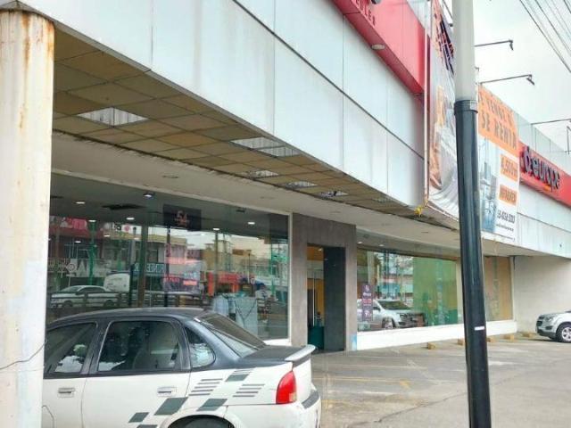 EXTRAORDINARIA BODEGA COMERCIAL Y HABITACIONAL