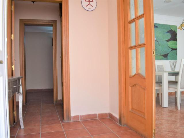 Extraordinaria casa de pueblo de 3 plantas y enorme solárium. 135m² Turre