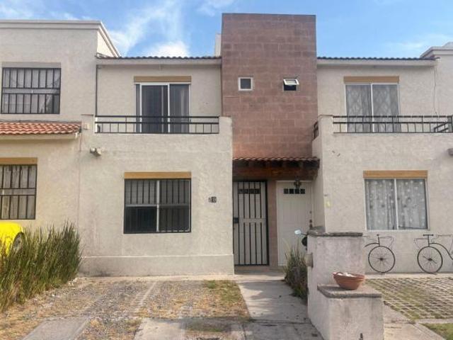 Extraordinaria Casa en Venta en Misión del Mayorazgo, Ciudad del Sol con ampliación y remodelada