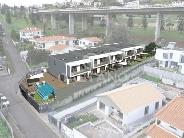 Extraordinaria Moradia em Banda perto do Centro da Cidade 0m² São Martinho