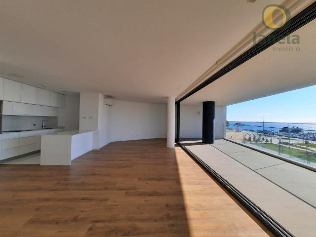 Extraordinário T2 1ª linha de Mar em Olhão 118m² Olhão