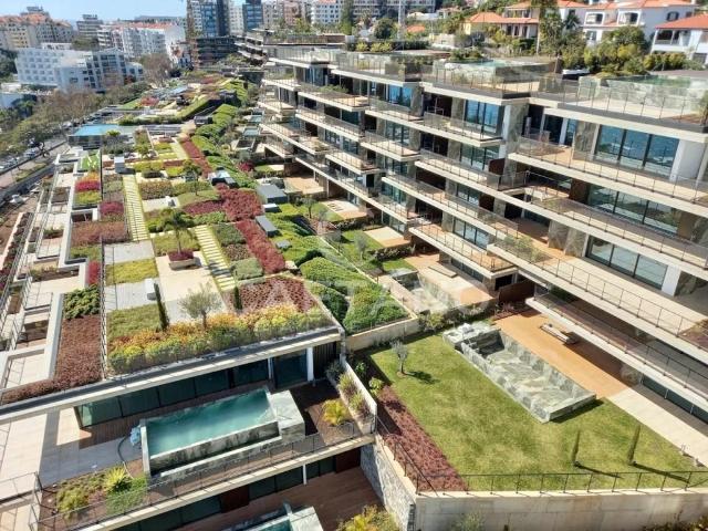 Extraordinario T2 Penthouse Piso 08 Bloco F Fração 146 155m² São Martinho