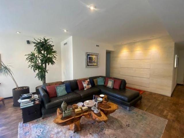 Extraordinario Departamento en Venta en Lomas de Bezares