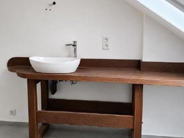 Extravagante Dachgeschosswohnung mit Einbauküche