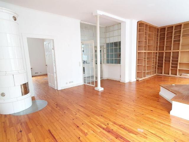 Extravagetes Singleappartement in alter Stadtvilla