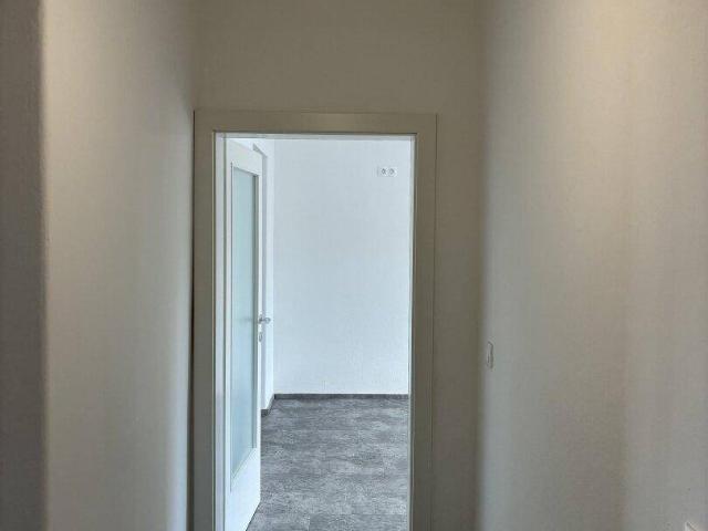 Extrem günstige 2 Zimmer Wohnung nau saniert!
