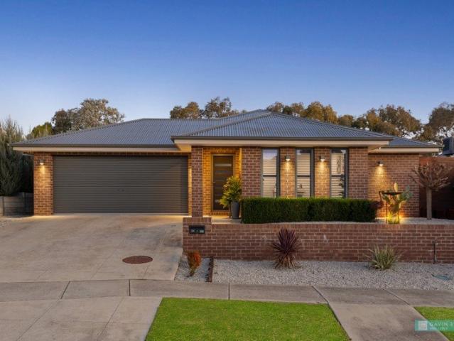 CONTEMPORARY FAMILY LIVING WITH THE ULTIMATE WORKSHOP