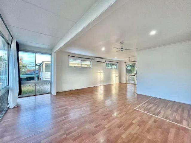 Extremely family friendly layout with 3 spacious bedrooms + 2 multipurpose rooms along with 3 bathrooms