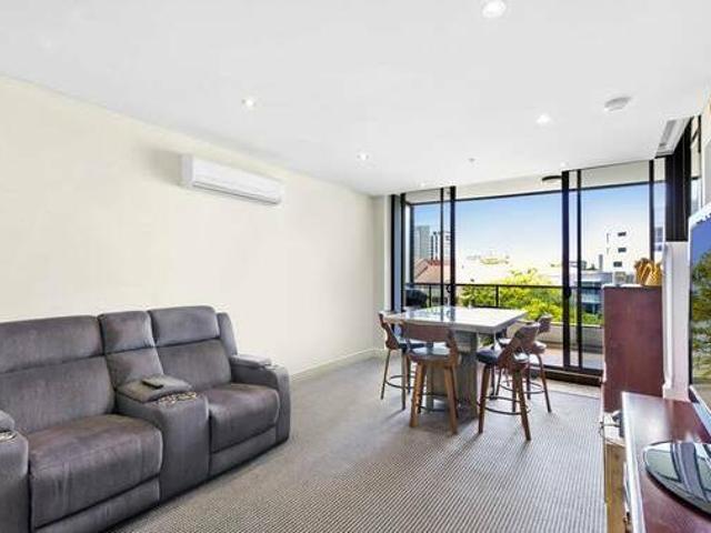 Extremely Rare Apartment Will Not Last