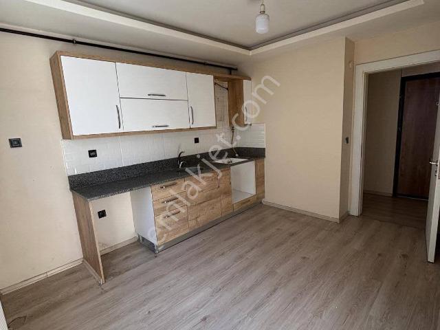 Eymen Emlaktan Yiğitler Mh Kiralık Arakat Doğalgazlı Daire