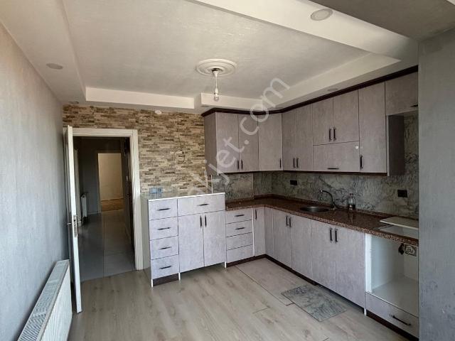 Eymen Emlaktan Yiğitler Mh. Kiralık Arakat Doğalgazlı Daire
