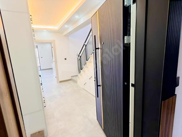 EYMEN EMLAK'TAN ERENKÖY MAHALLESİNDE 4+1 ULTRA LÜKS DAİRE