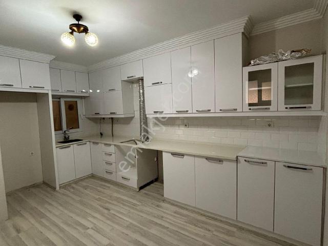 Eymen Emlaktan Selvilitepe Mh. 2+1 Arakat Doğalgazlı Daire