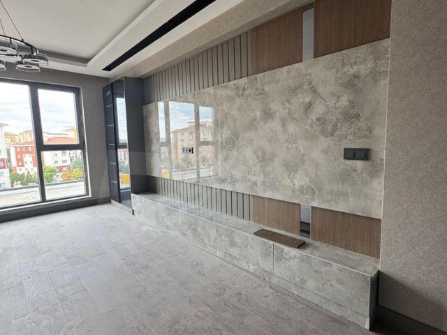 EYMİR TOKİDE KATTA 2+1 SIFIR DAİRE