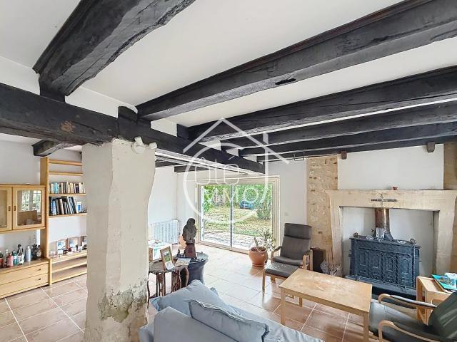 EYNESSE – Maison de caractère de 294 m² avec 4 suites, jardi. 294m² Eynesse