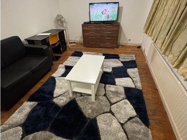 Eynsford House, London SE17, Room to rent, £700 pcm | PrimeLocation