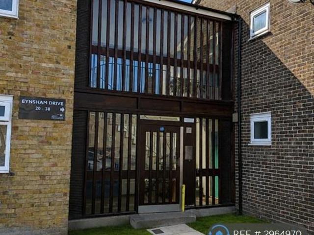 Eynsham Drive, London, SE2 2 bed flat to rent £1,600 pcm £369 pw