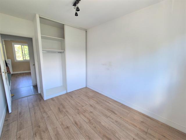 Eybens – T4 73 m² Avec Vue Sur Les Montagnes, Étage Élevé, B. 73m² Eybens