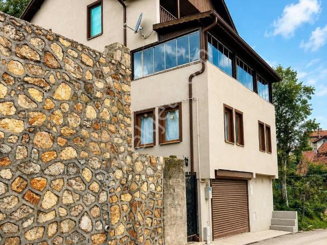 Eyg`den Saitabatta Panoramik Manzaralı Akıllı Lüks Villa