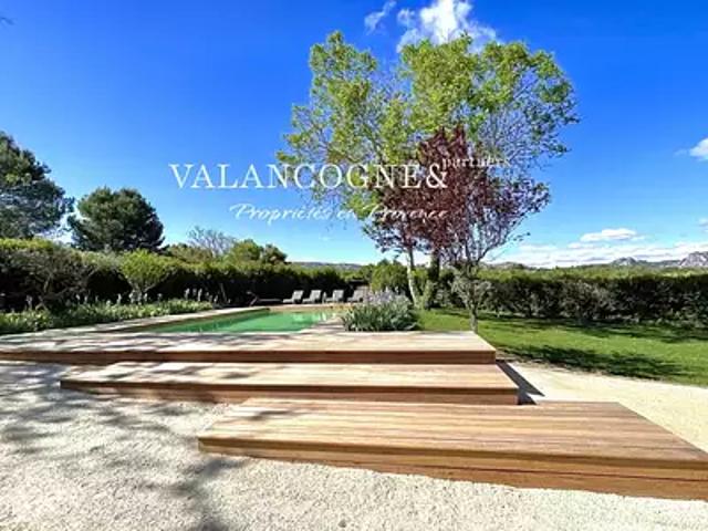 Eygalières 13810 Achat / Vente maison 8 pièces t8 piscine