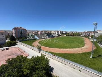 Şeyh Şamil Cumhuriyet Lisesi Karşısı 3+1 Bakımlı Ferah Daire