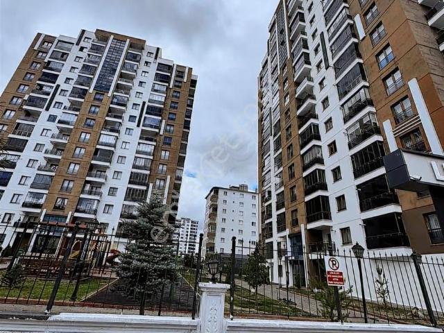 Şeyhşamilde Seçkin Sitede 3+1 | Kapalı Otopark | Masrafsız |