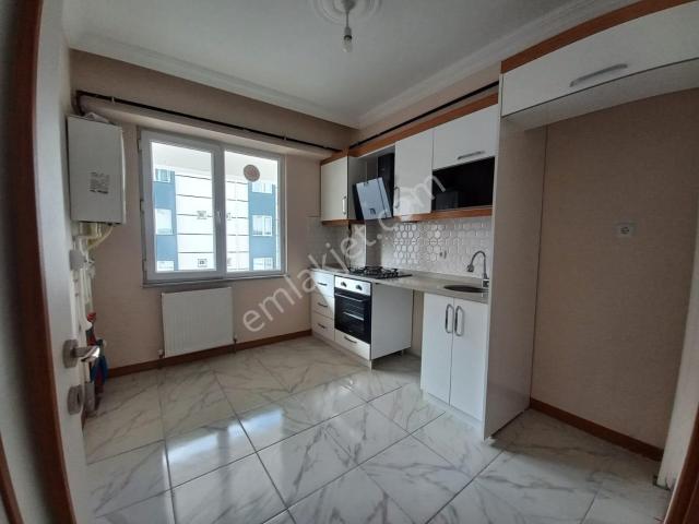 Şeyh Sinan Mahallesi 'nde Yeni Binada Kiralık 2+1 Daire