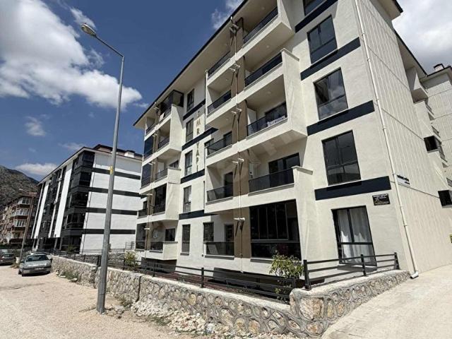 ŞEYHCUİ MAHALLESİN'DE SATILIK LÜX 1+1 DAİRE MERKEZİ KONUMDA
