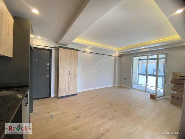 ŞEYHSİNAN MAHALLESİNDE SİTE İÇERİSİNDE SATILIK GENİŞ 1+1 DAİRE