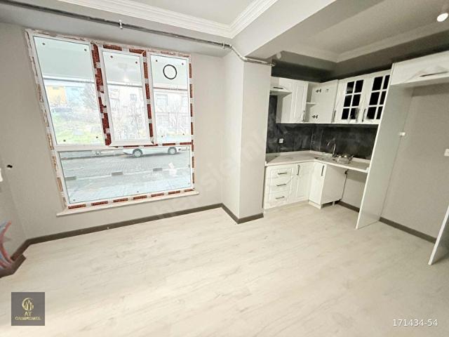 ŞEYHSİNANDA ARAÇ TAKASINA AÇIK SATILIK YÜKSEK GİRİŞ 1+1