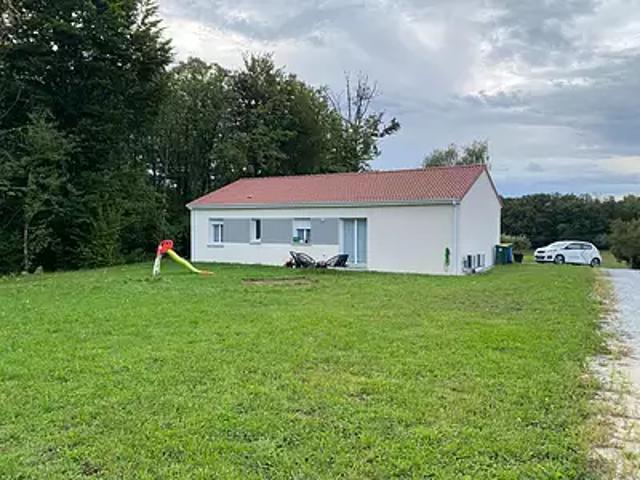 Eyjeaux 87220 Location maison 4 pièces t4 au dernier étage