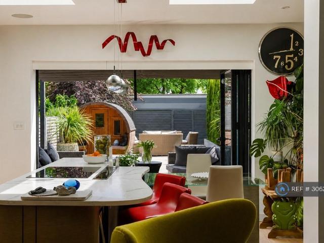 Eylewood Road, London, SE27 3 bed terraced house to rent £6,600 pcm £1,523 pw