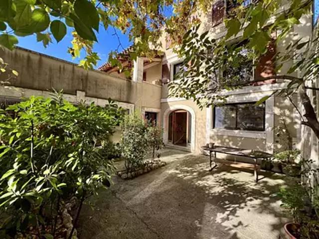 Eyragues 13630 Achat / Vente appartement 8 pièces t8