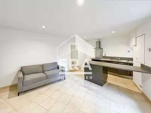 Eyragues 13630 Achat / Vente appartement 2 pièces t2 au dernier étage