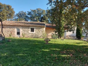 Eyragues 13630 Maison + Dependance Avec Garage Et Piscin. 250m² Eyragues