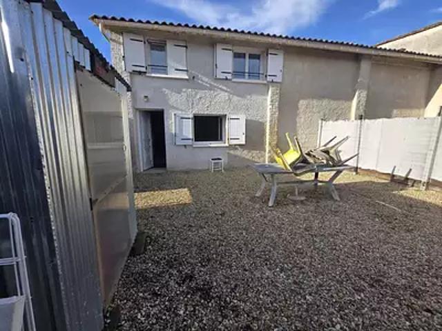 Eyrans 33390 Location maison 3 pièces t3