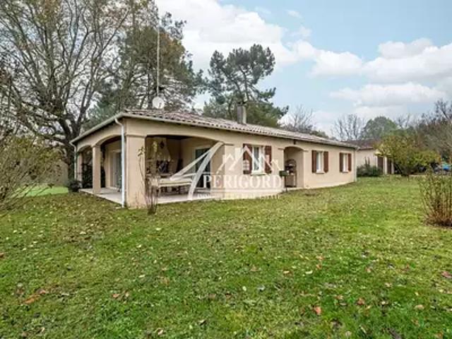 Eyraud Crempse Maurens 24130 Achat / Vente maison 5 pièces t5 terrasse parking