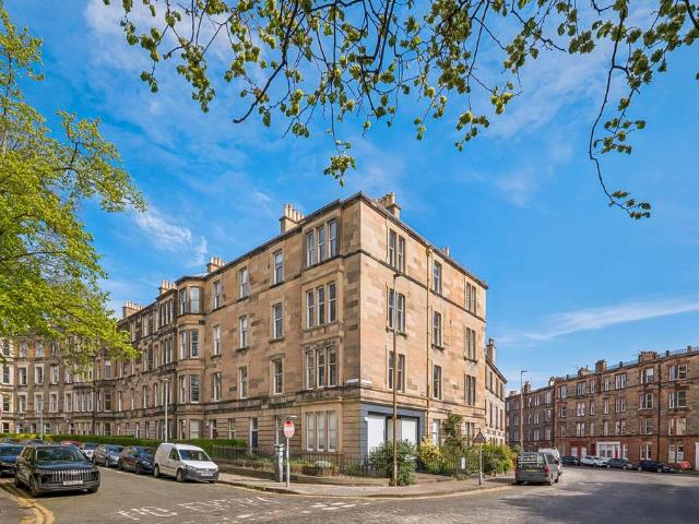 Eyre Crescent, Edinburgh 3 bed apartment to rent £2,250 pcm £519 pw