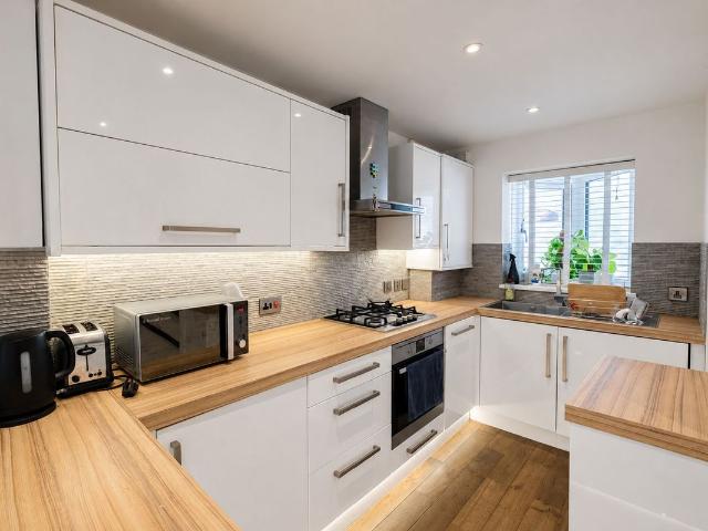 Eyston Drive, Weybridge KT13, 2 bed end terrace house to rent, £1,950 pcm | PrimeLocation