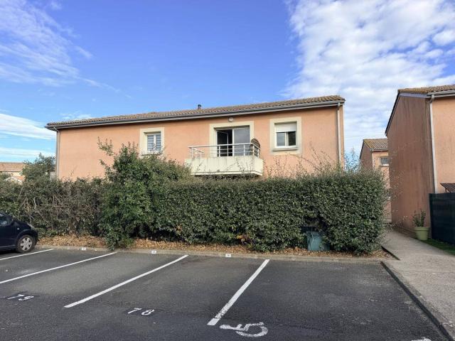 Eysines beau T2 meublé avec terrasse et parking