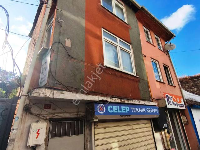 Eyüp Nişancı Akarçeşmede 1+1, Müstakil Girişli / Ulaşıma Yakın. Doğalgaz Yok