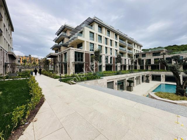 Eyüp Göktürk'te Yeni Sitede Kiralık 2+1 Daire 162m²